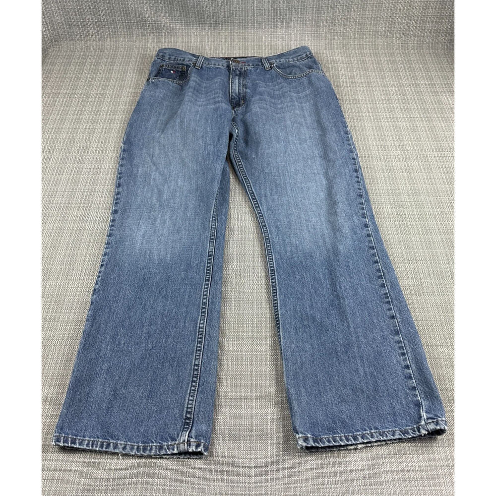 Tommy Hilfiger Jeans Men 36x32 Classic Fit Blue Denim Wide Legs Distressed 34x30